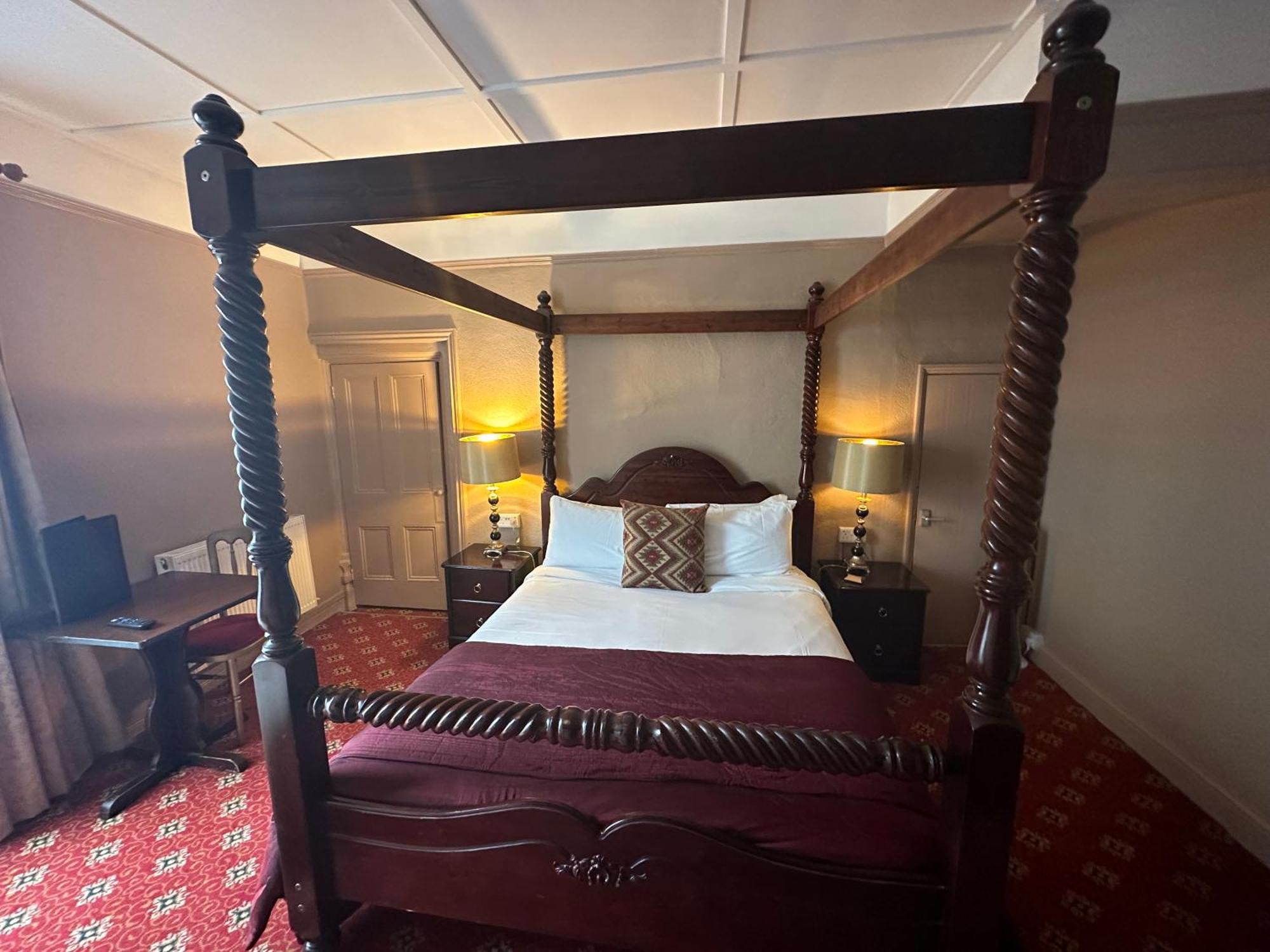 The Tudor Hotel Μπριτζγουότερ Εξωτερικό φωτογραφία